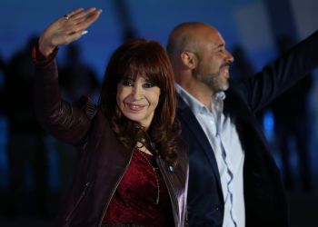 “Me quieren presa o muerta, pero no podrán evitar que vuelva el pueblo”