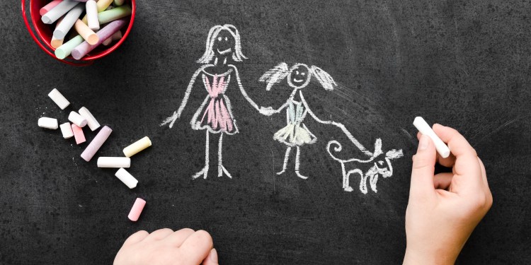 Más allá de la adopción: un proyecto busca crear la figura del “cuidador familiar”