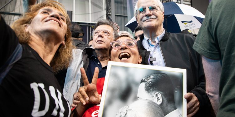 Taiana le mojó la oreja al Colorado que reemplazó al Pelado