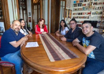 Mugica y Cristina viven en el corazón del pueblo