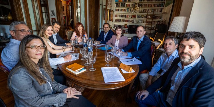 No es la foto… es la economía, estúpido