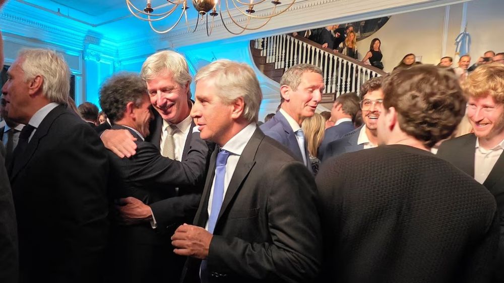 El derrumbe de las inversiones y la mentira del “Argentina Week”