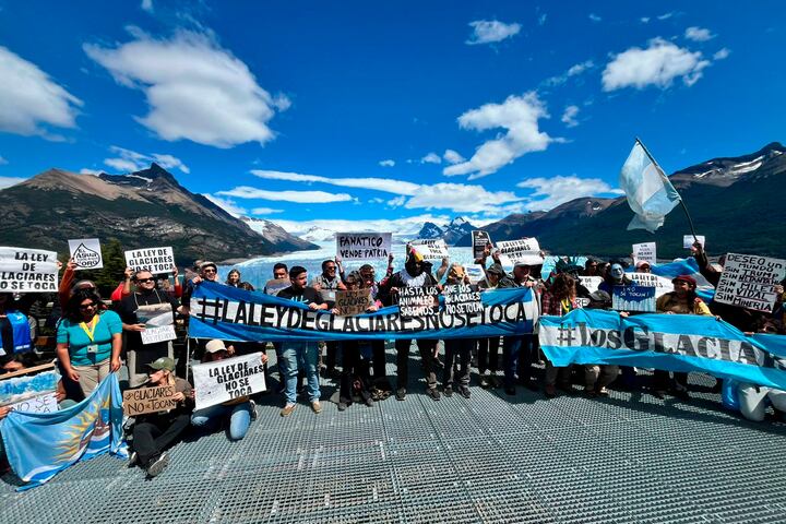 ¡La ley de glaciares no se toca!