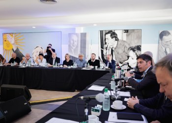 Kicillof: “Ni herencia ni riesgo kuka, este desastre es por las políticas de Milei”
