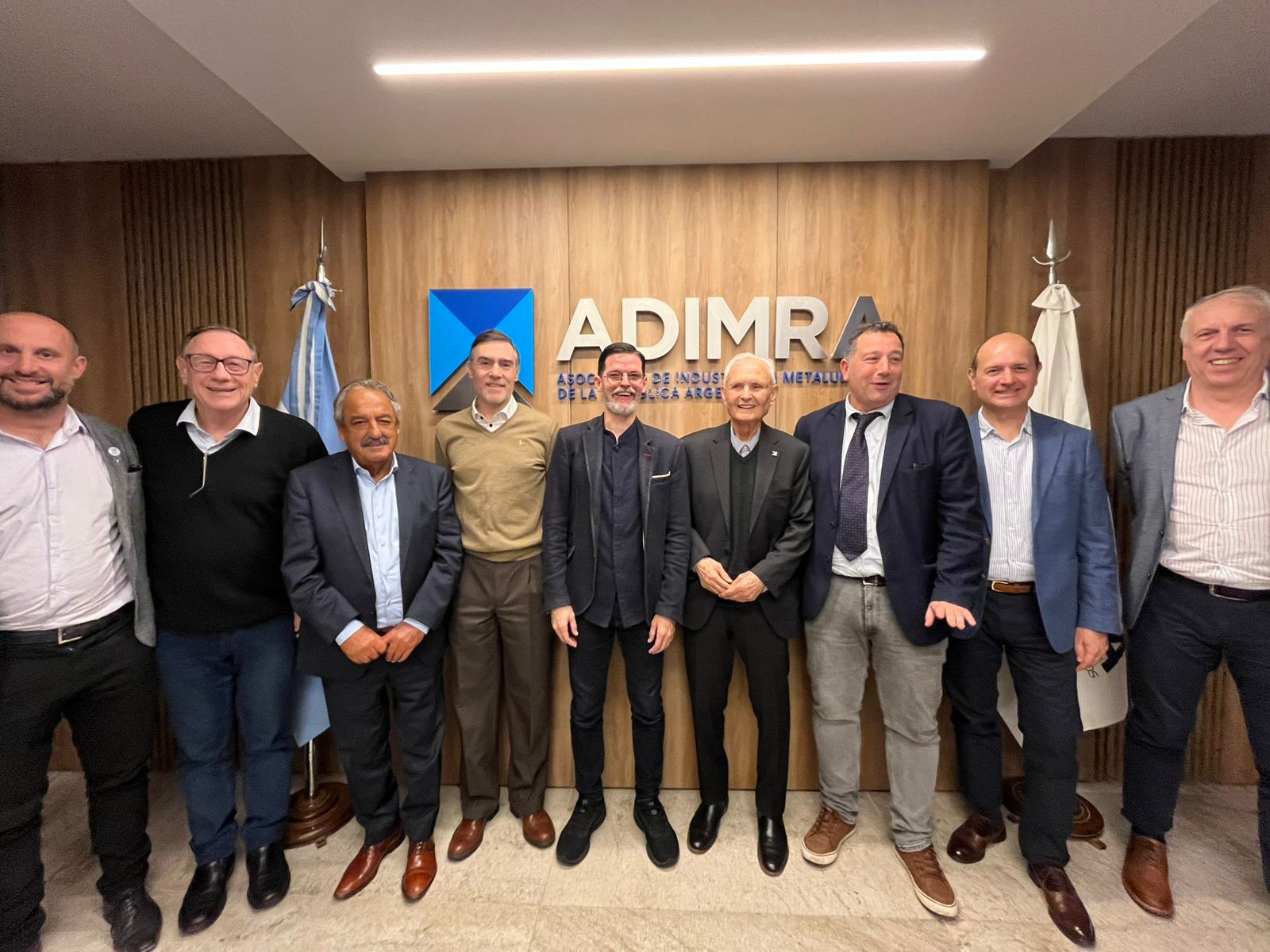 Impulsan la cooperación con China para fortalecer la industria metalúrgica