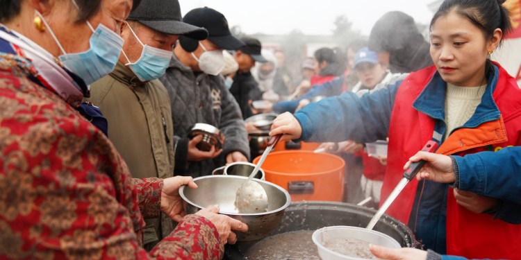 China ya no espera a que sean pobres