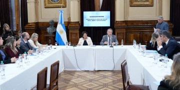 Nueva “patoteada” mileista contra los derechos de las infancias