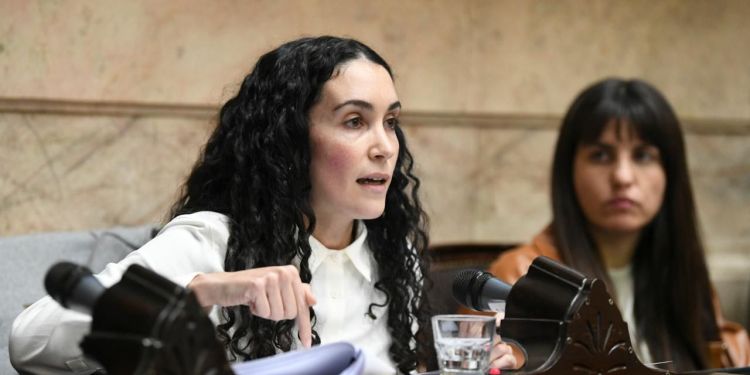 Potenza: “Para los argentinos nada, para los extranjeros todo”