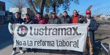 El modelo libertario paga indemnizaciones con papel higiénico