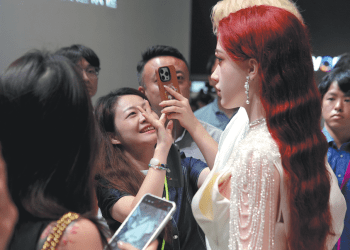 Del control de la IA a los robots casi humanos: el dilema del amor artificial en China