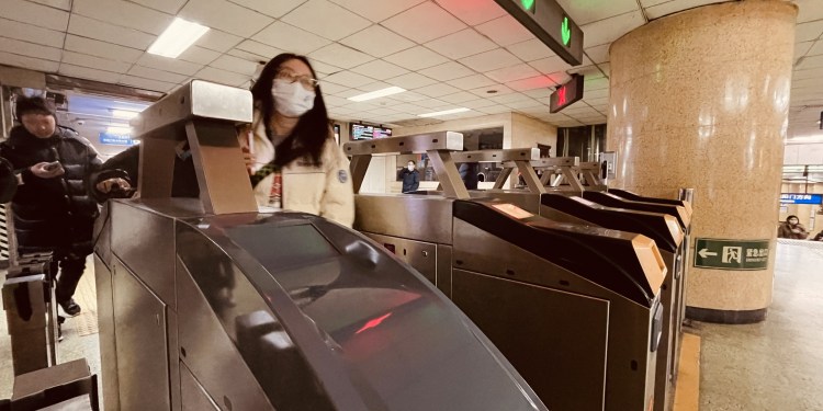 Ajuste en clave china: Shanghái define su primer aumento de subte en 21 años